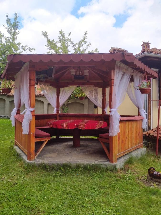 Стаи За Гости Дора Koprivştitsa Dış mekan fotoğraf